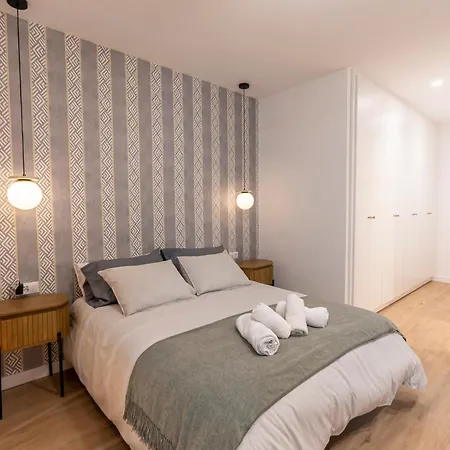 Lezo Cuatro Apartment *